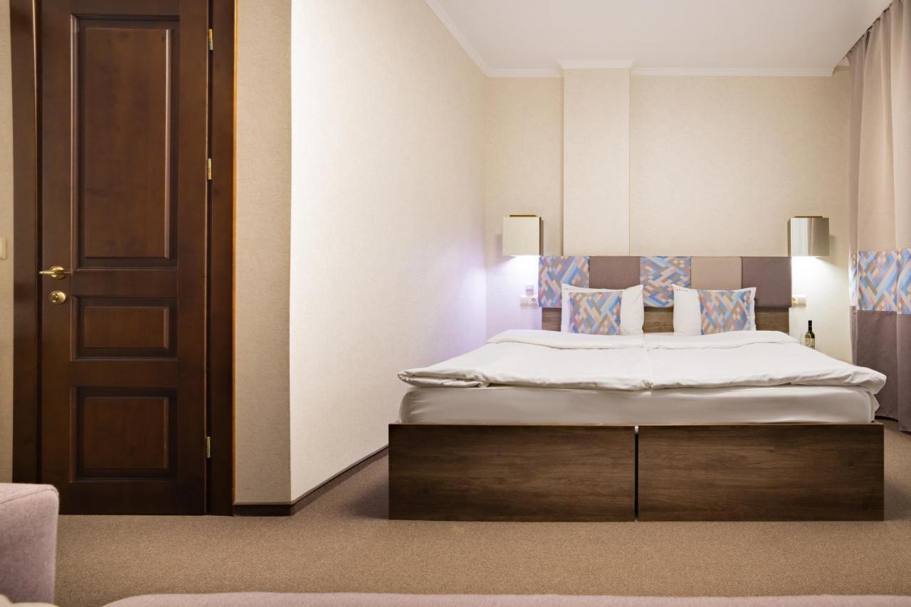 Private Rooms In Hotel Lift 1R Bukovel Exterior foto