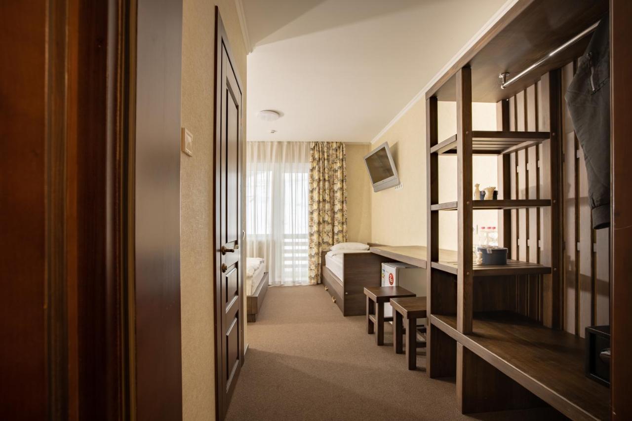 Private Rooms In Hotel Lift 1R Bukovel Exterior foto