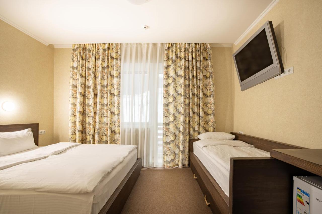 Private Rooms In Hotel Lift 1R Bukovel Exterior foto