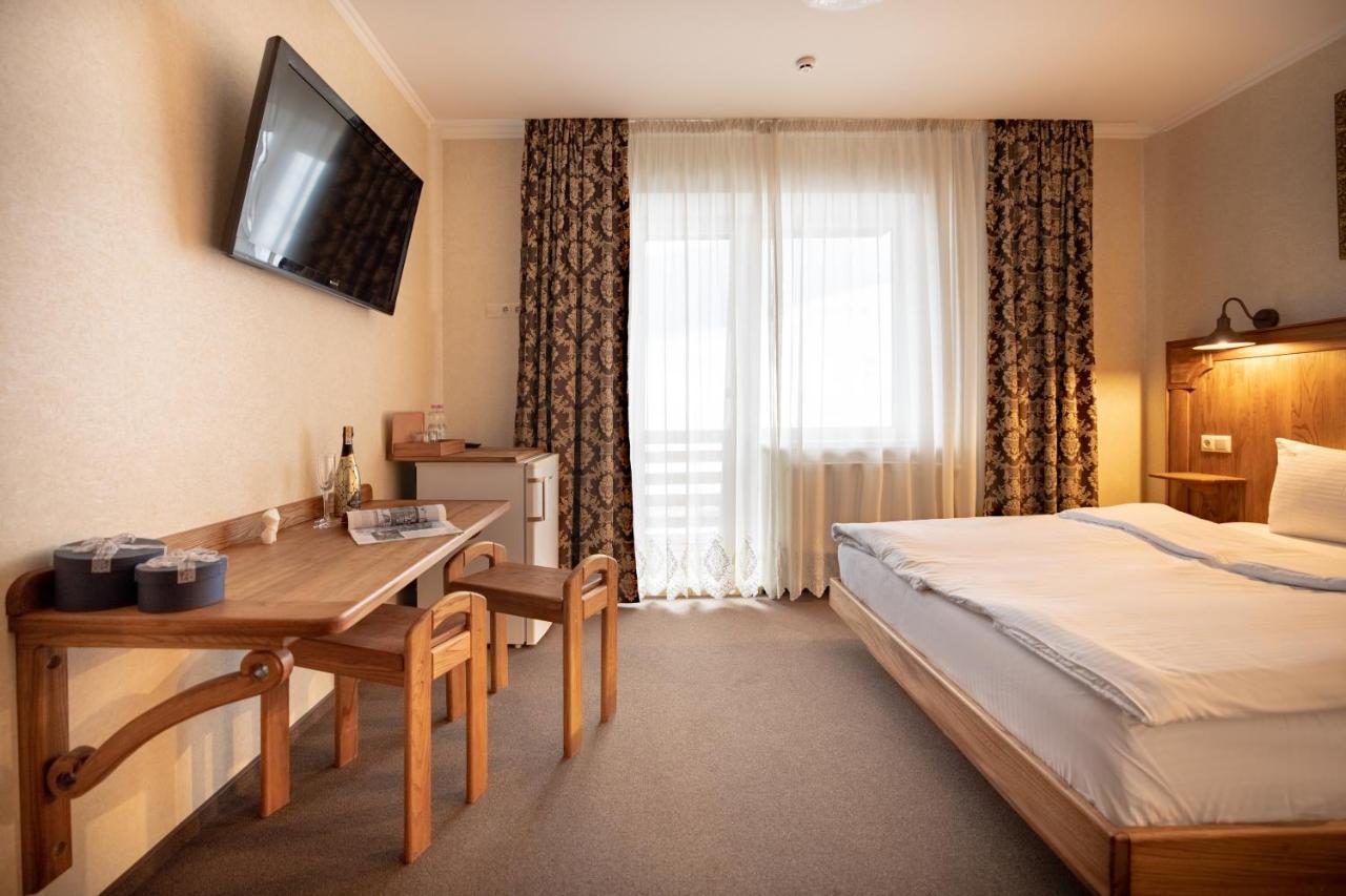 Private Rooms In Hotel Lift 1R Bukovel Exterior foto