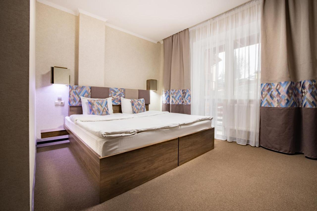 Private Rooms In Hotel Lift 1R Bukovel Exterior foto
